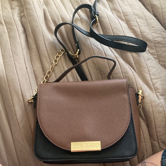 Steve Madden Two-Tone Brown and Black Crossbody Bag - Picture 1 of 1